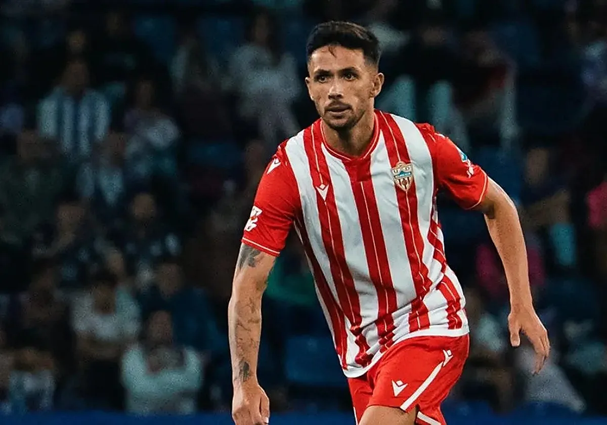 El Córdoba CF apuntala su defensa sobre la bocina con Nélson Monte