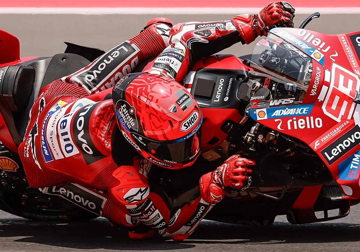 Marc Márquez aprovecha el fiasco de Aprilia: victoria en Mandalika y liderato en el Mundial