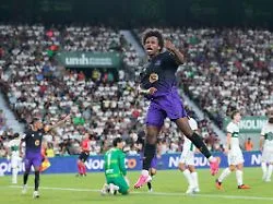 DFB-Star trift direkt: Adeyemi feiert Traumeinstand beim FC Barcelona