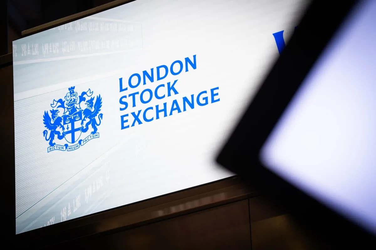 FTSE 100 ends week up thanks to strong private sector and soaring gold price