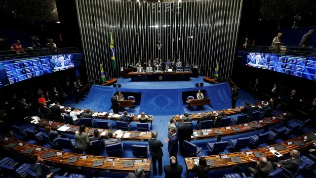 Senado "perdoa" dívidas de microempreendedores a 10 dias da eleição