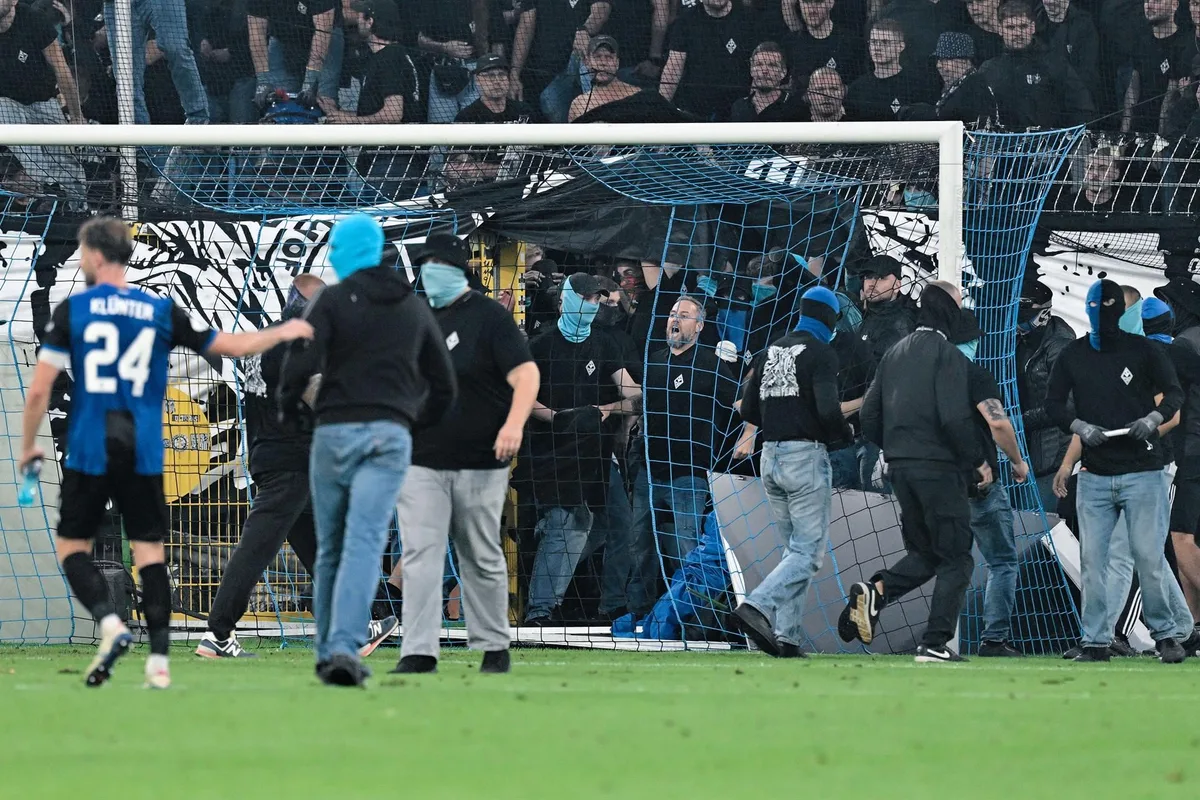 35 agentes de policía resultan heridos en los disturbios ocurridos durante un partido de la Copa de Alemania