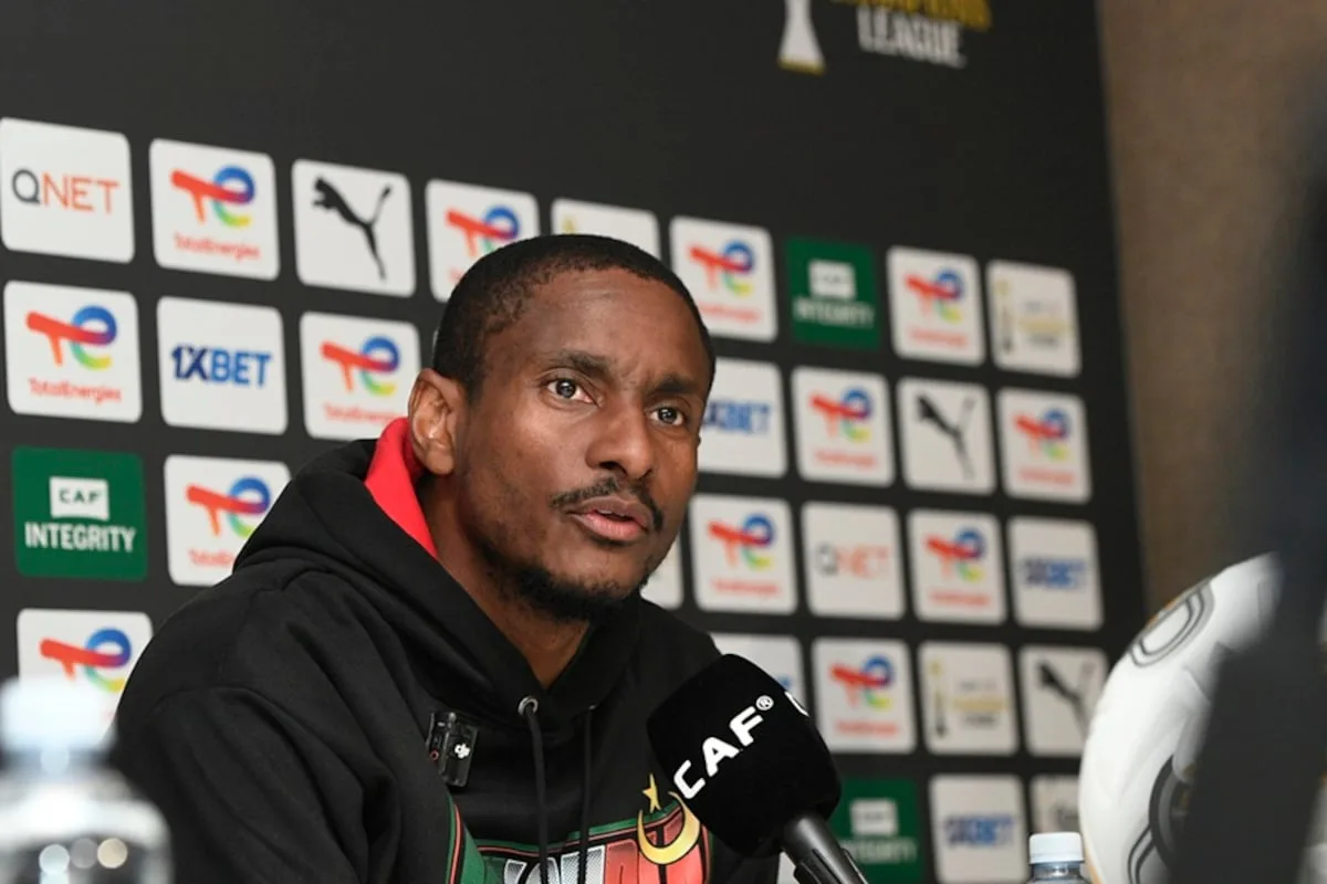 Rulani Mokwena explains why he advised Sipho Mbule to join Orlando Pirates