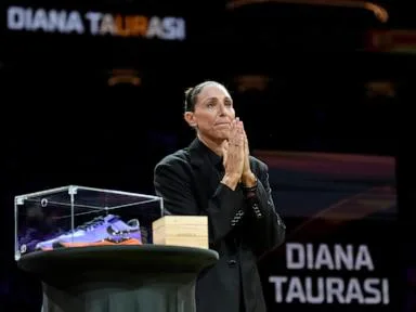 Diana Taurasi inducted into the Mercury Ring of Honor as franchise celebrates 20 years of excellence
