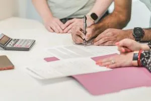 Golpistas utilizam nomes de grandes marcas em falsas ofertas de empréstimos