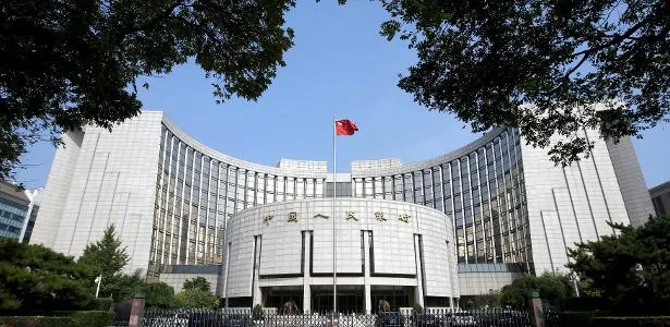 China mantém taxas de juros inalteradas pelo 15º mês consecutivo