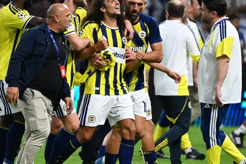 L'UEFA ouvre un cas disciplinaire après les incidents survenus lors d'OL-Fenerbahçe en barrages retour de Ligue des champions