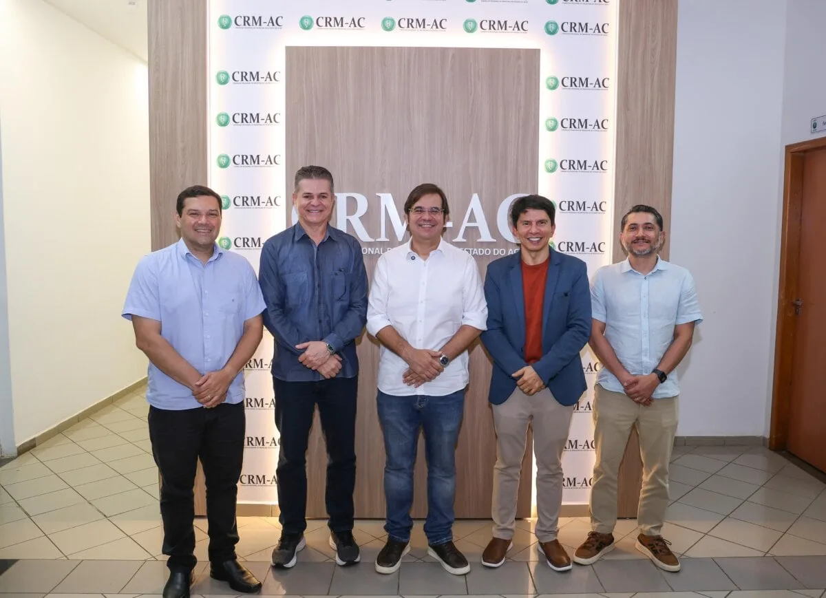 Em visita ao CRM, Fábio Rueda reafirma compromisso com a classe médica e defende fortalecimento da saúde no Acre