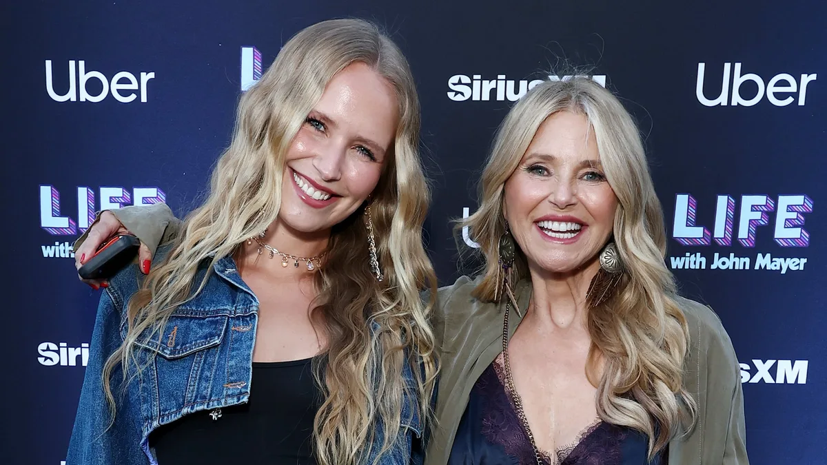 Christie Brinkley, 72, and Daughter, 28, Look Like Sisters in Matching Outfits