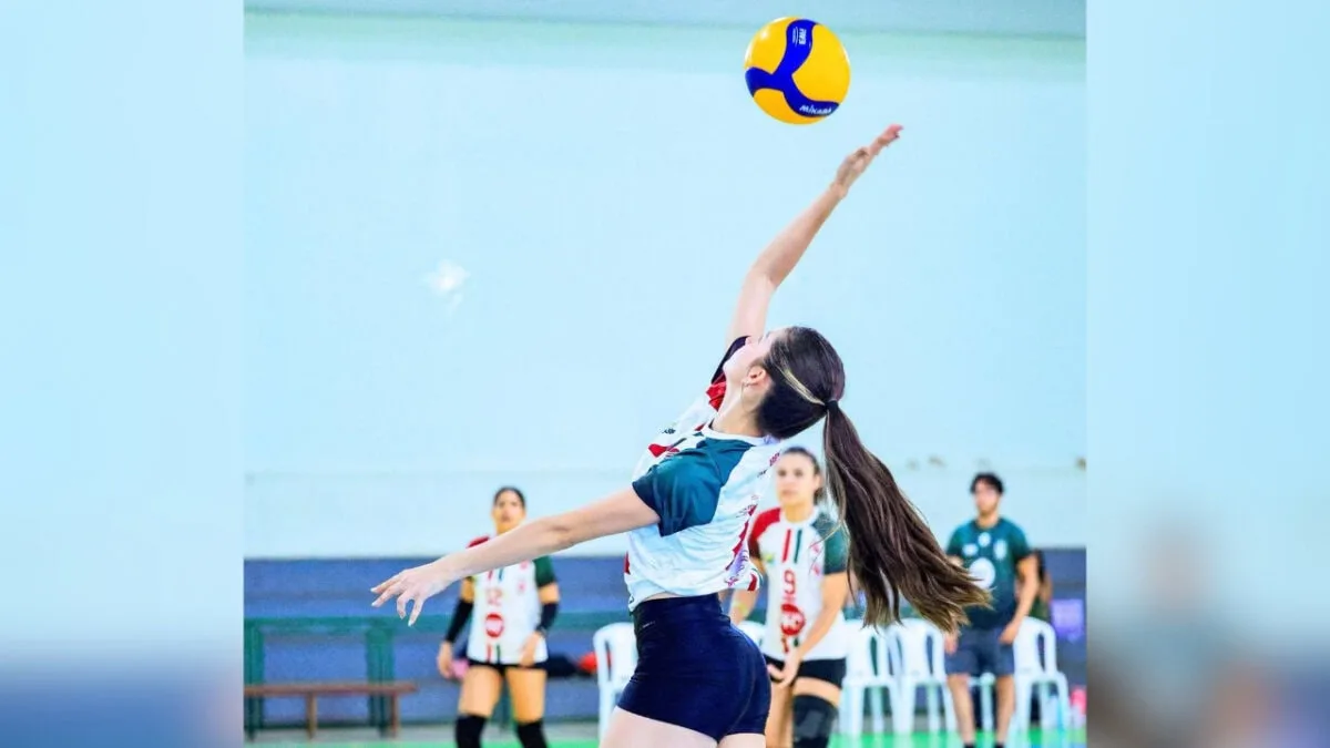 Jotas e MM ganham jogos no Estadual de Vôlei Feminino