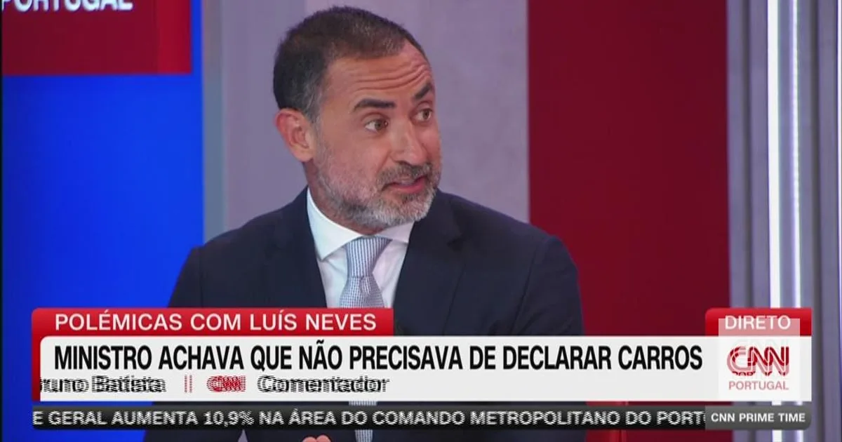 "Estes casos têm tirado a credibilidade que eu vejo em Luís Neves para lhe continuar a chamar de ministro"