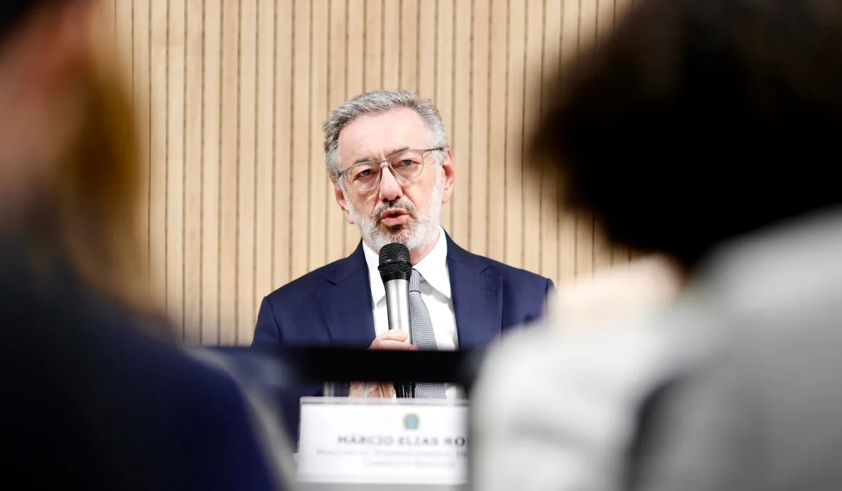 Reciprocidade contra os EUA não sai antes de dezembro, diz ministro