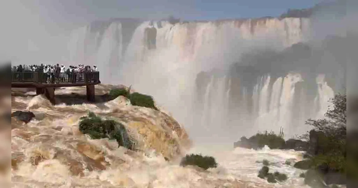 Cataratas do Iguaçu registram volume de água quase cinco vezes maior que a média histórica