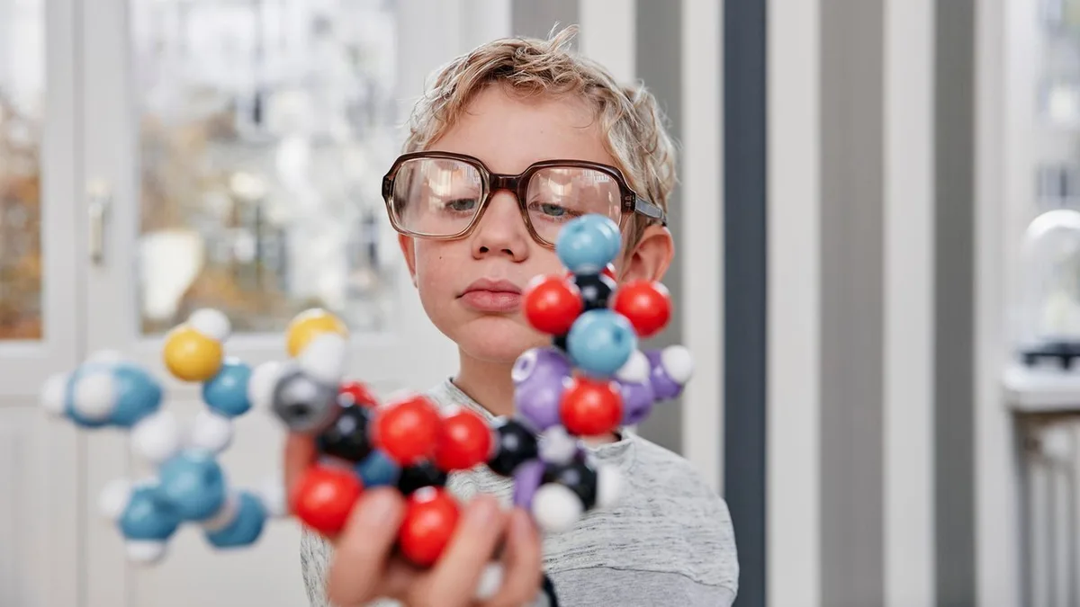 Intelligenz: Hochbegabte Kinder sind einfach? Eine Mutter von zweien kann da nur lachen
