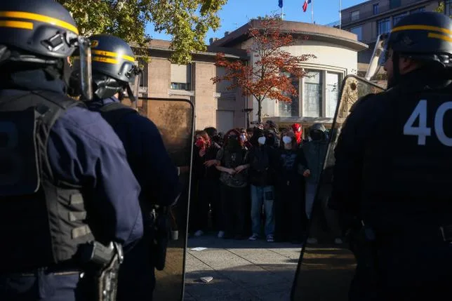 Mouvement lycéen : la France se déchire sur la question de la responsabilité des violences