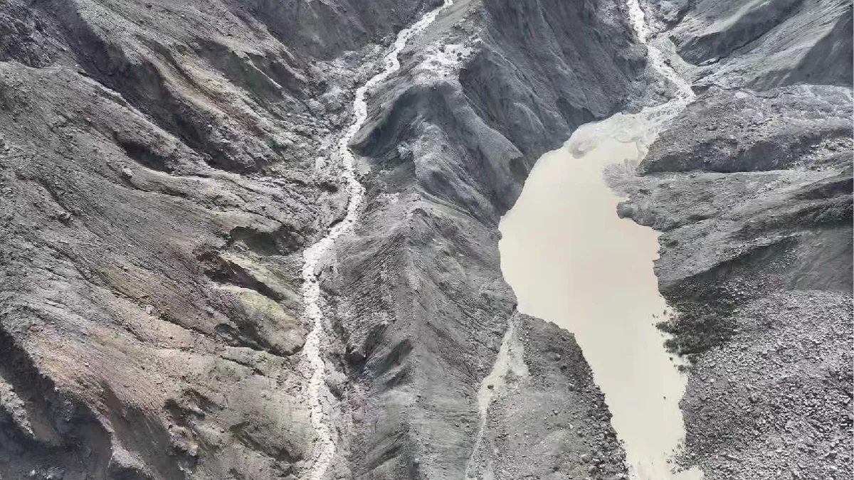 Over 300 villagers near mudslide-hit border port in Xizang evacuated