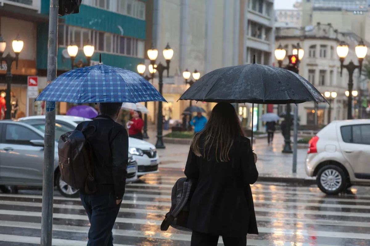 Julho foi de chuva acima da média em quase todo o Paraná