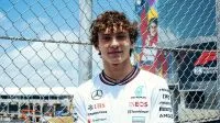 Ayrton Senna inspira coleção conectando moda e universo das corridas; veja