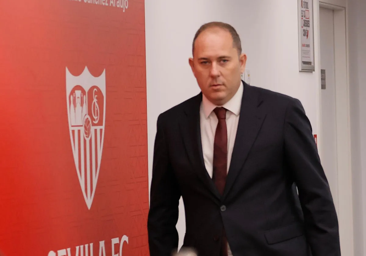 José Ignacio Navarro no quiere dejar escapar a Castrín: «Confiamos plenamente»