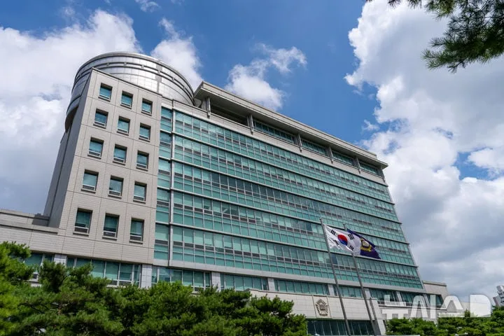 “개처럼 짖고 기어”… 40대 동료 재소자 폭행한 20대 징역 3년