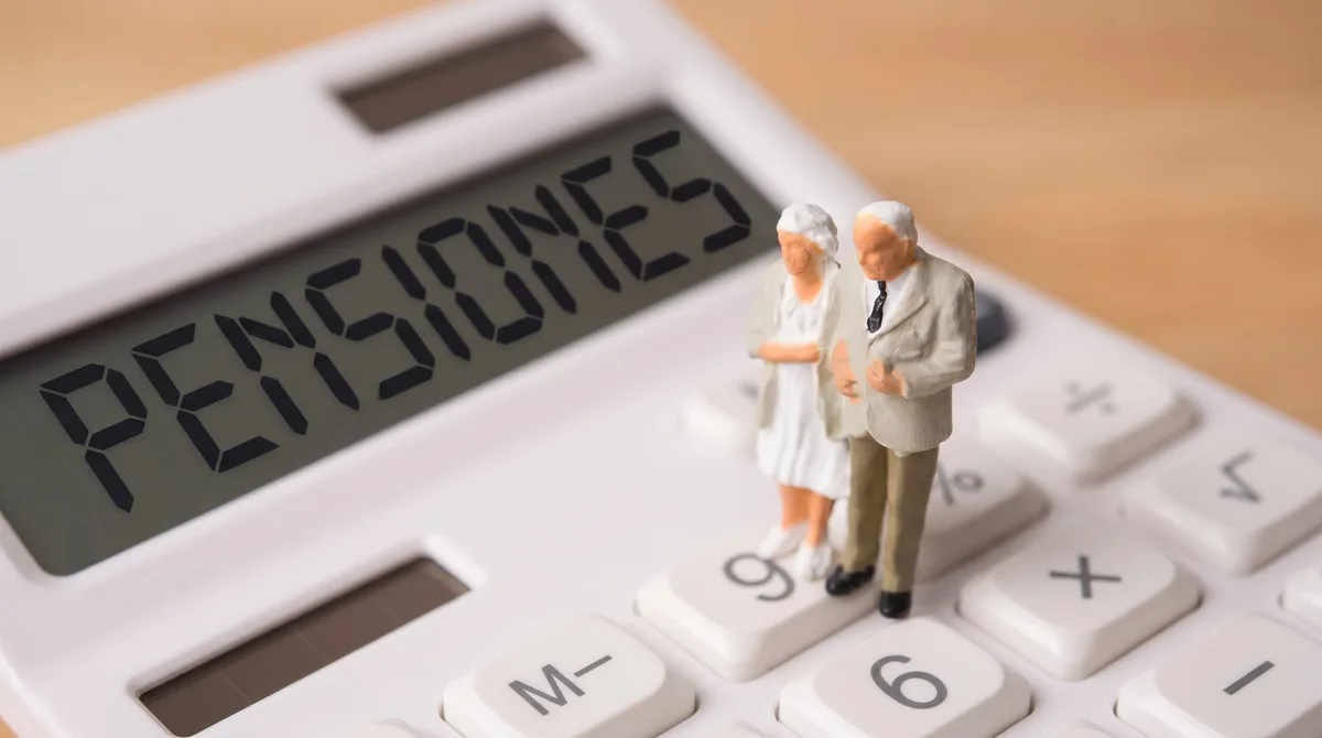 Gobierno de El Salvador promete saldar deuda con las pensiones en 2027, pero aún evalúa estrategia de pago