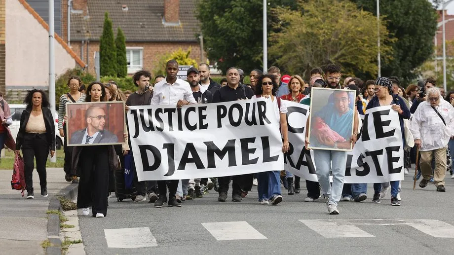 Deux ans après le meurtre de Djamel Bendjaballah, le parquet de Dunkerque demande la requalification en crime raciste