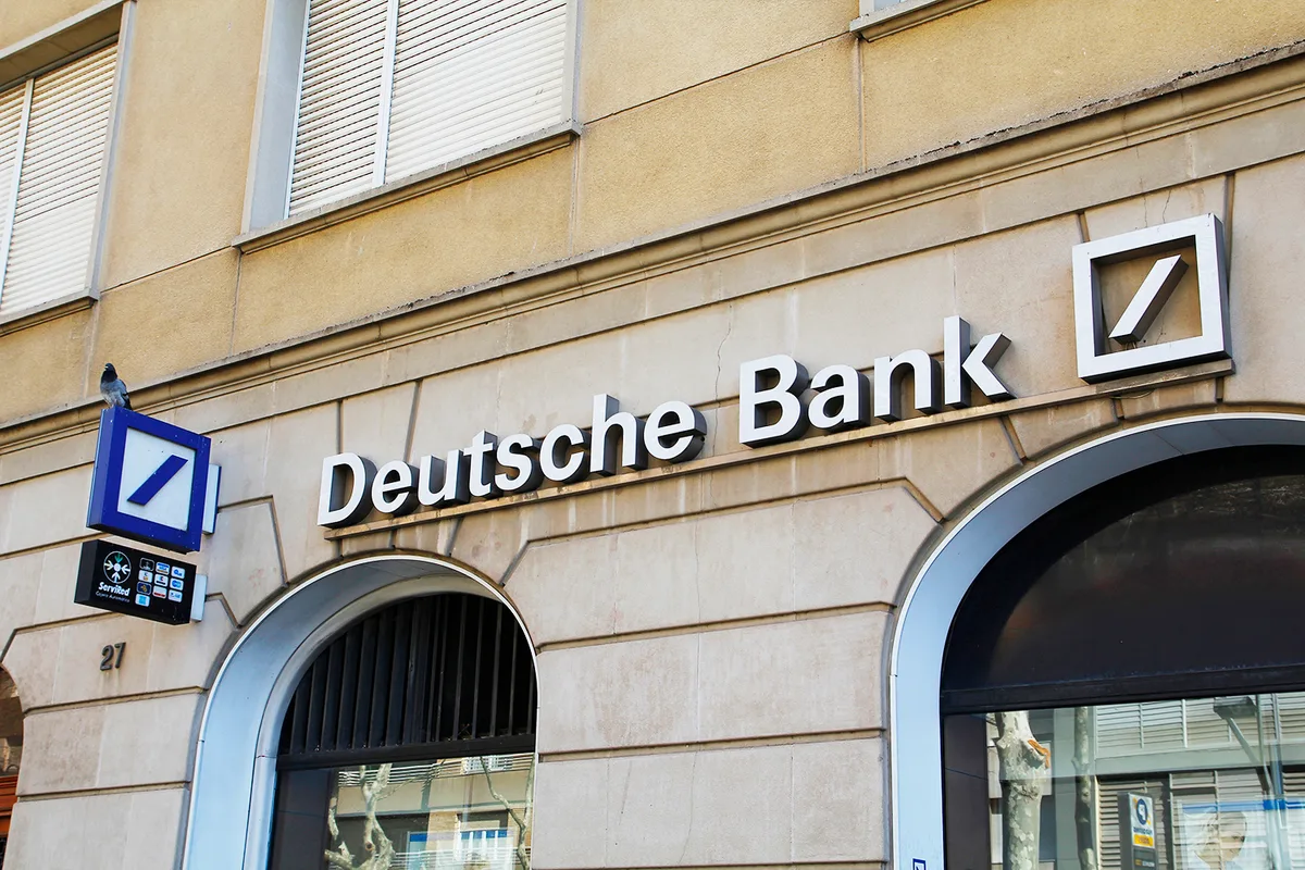 Ex-chefe do Deutsche Bank confessa desvio de US$ 730 mil de clientes ricos