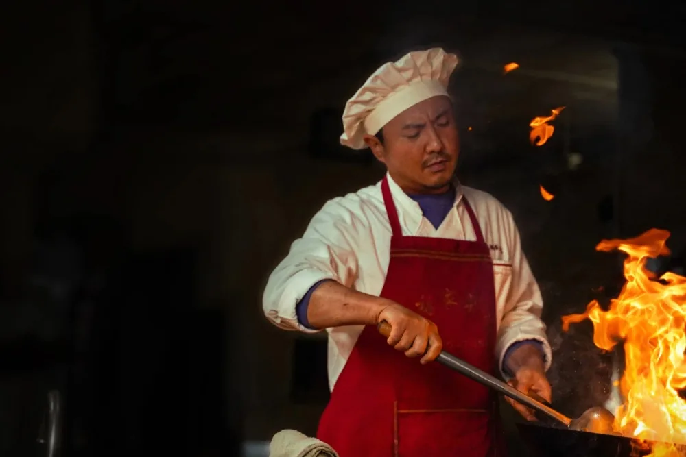 China Box Office: ‘Once Upon a Time in the Middle East’ Stays on Top as ‘V’ Debuts in Second