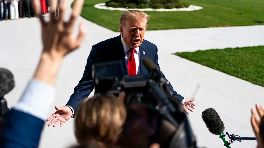 Live updates: Mamdani fumes over NYC ICE shooting; Trump to make blue-state stop in midterm blitz