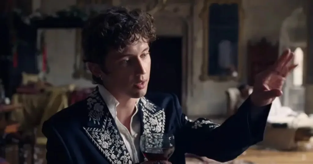 Troye Sivan nos leva numa viagem no tempo com o clipe de “Party”; Confira!