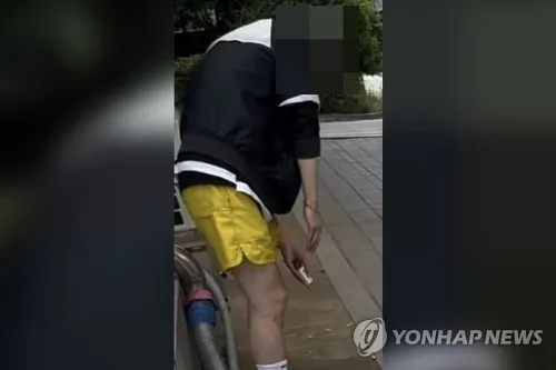경찰, '수원 마약영상' 30대 4시간 소환 조사…송치여부 검토(종합)