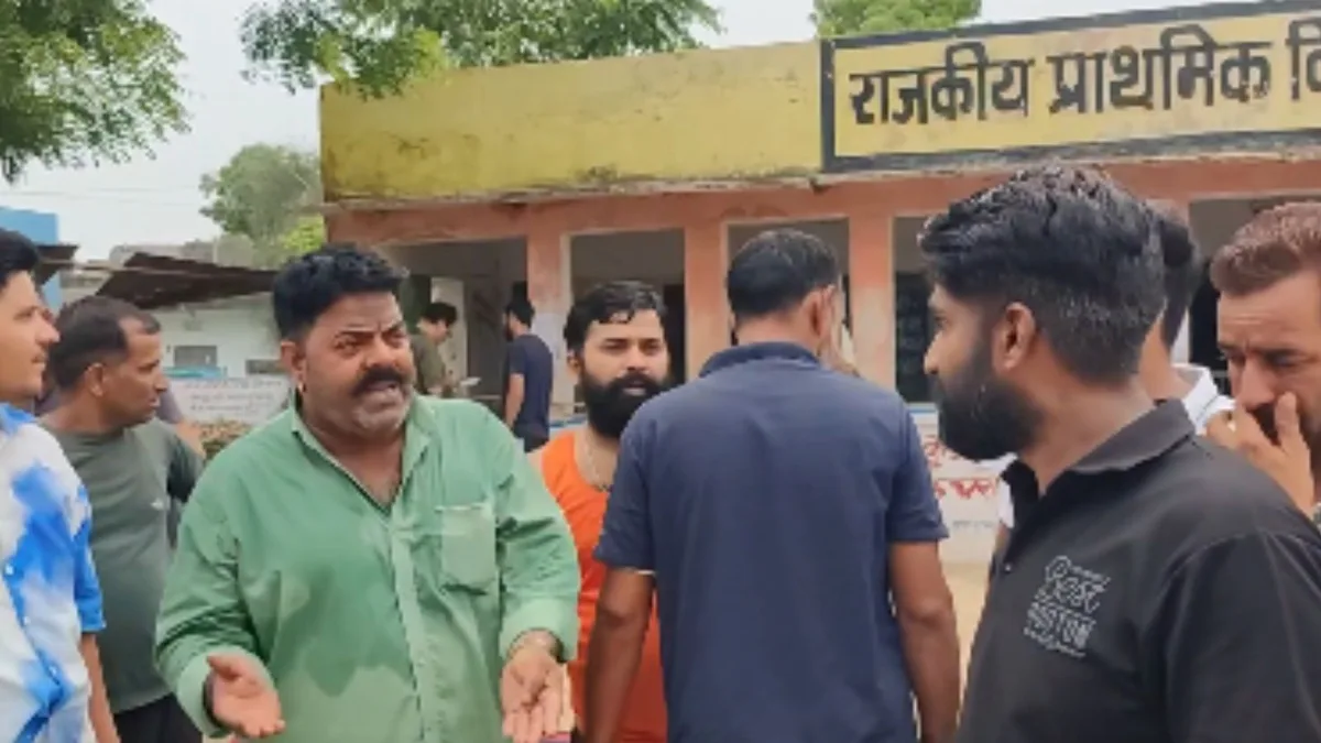 ‘No use for a cockroach’: Minister’s jibe after CJP tries to visit Rajasthan school