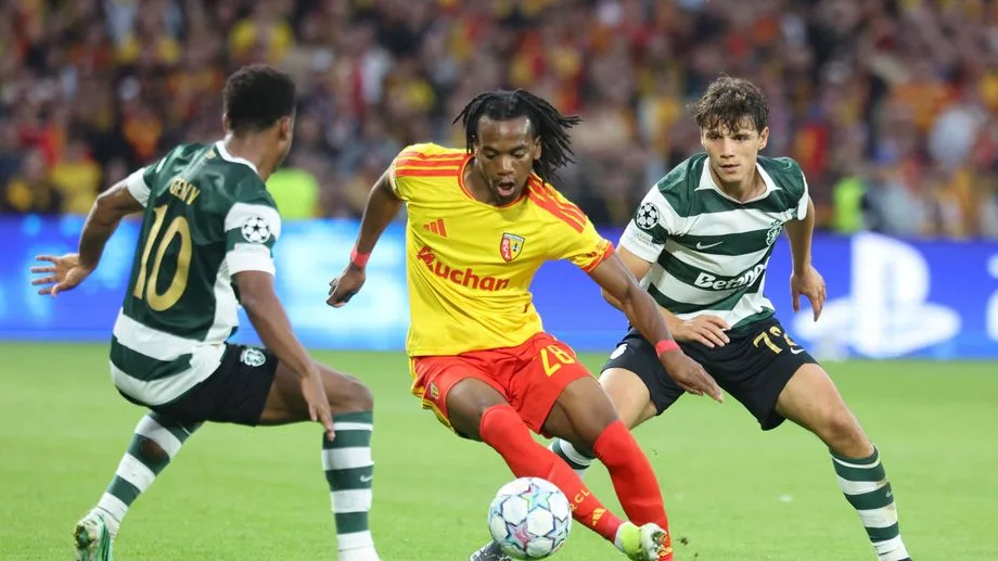 Le RC Lens, trop tendre défensivement et maladroit offensivement, s'incline logiquement face au Sporting (0-2)