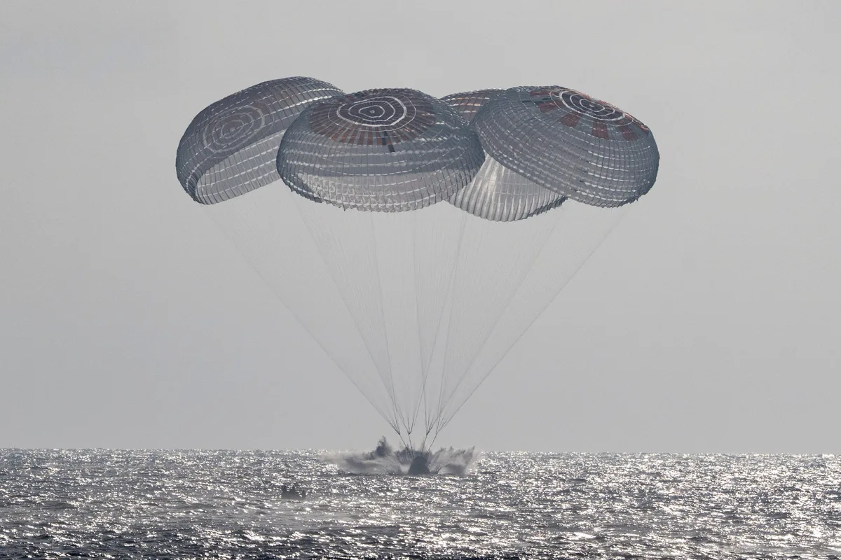 Regresó a la Tierra la tripulación que reemplazó a los astronautas que tuvieron una emergencia médica en el espacio