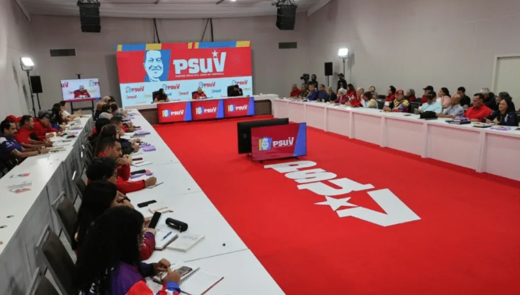 Psuv pasa de marchar en Caracas a asambleas comunales