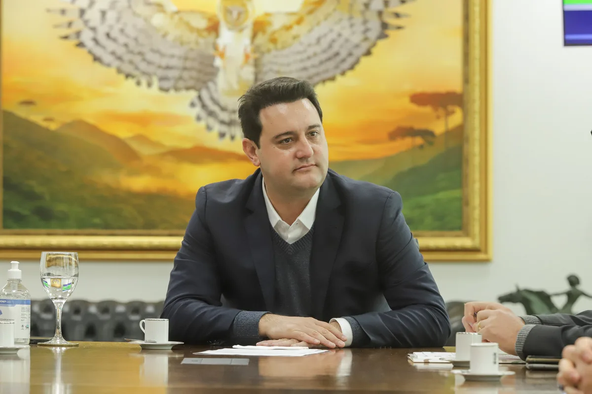 Quaest no Paraná: 79% aprovam e 14% desaprovam governo de Ratinho Junior