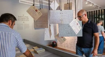 Almada recorda 494 almadenses presos pela ditadura através da exposição das suas cartas