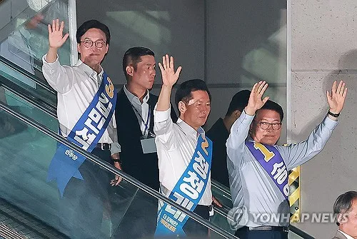 김민석, 수도권 경선 鄭에 0.38%p차 박빙 승리…누적득표 49.91%(종합)