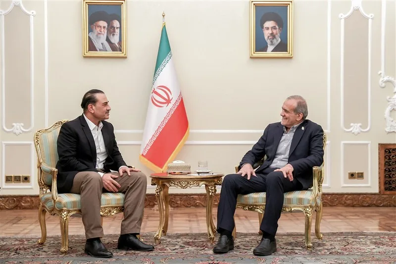 Presidente iraniano diz que EUA precisam mudar abordagem para alcançar a paz