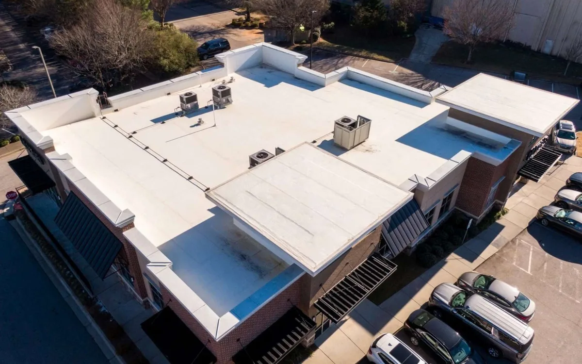 929 000 m² de toits repeint en blanc à New York : voici de combien la température a baissé