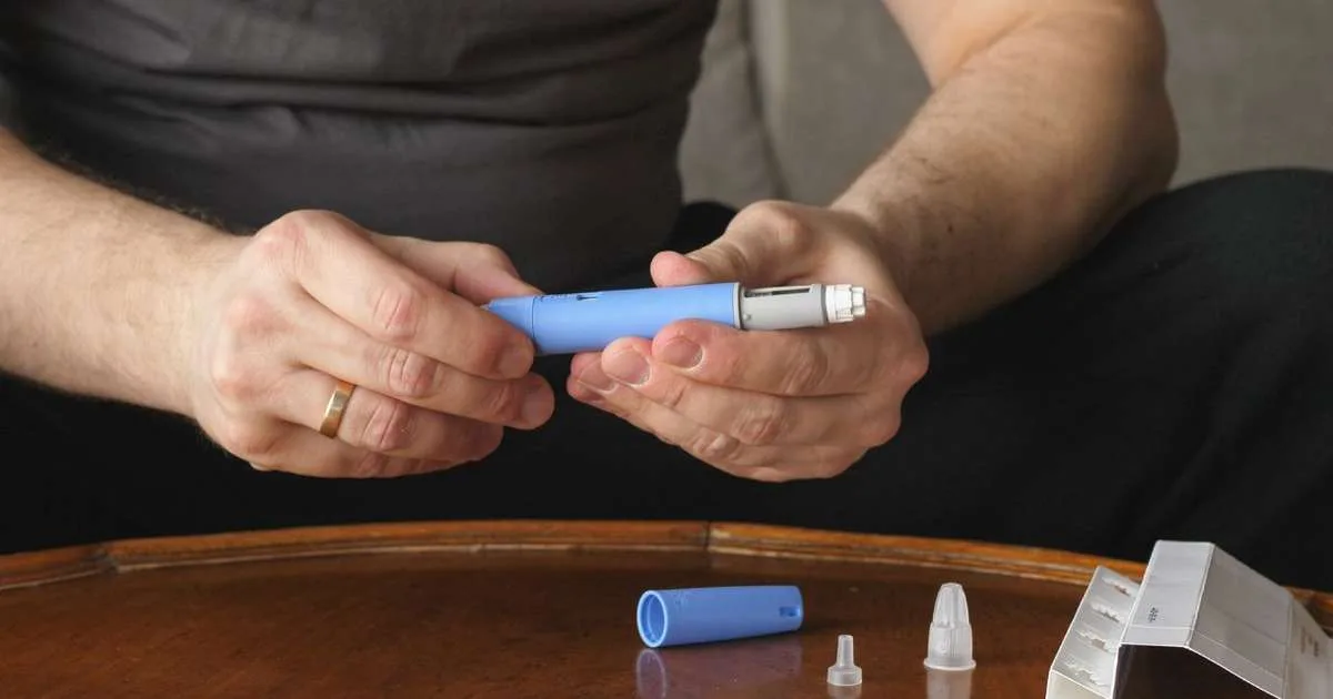 Canetas emagrecedoras podem reduzir o consumo de álcool? Saiba mais
