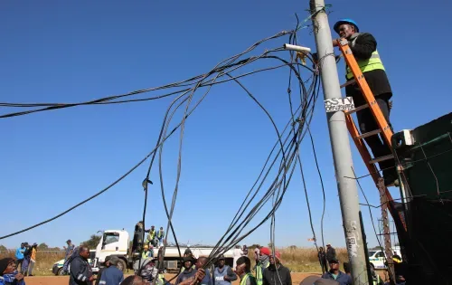 Two more Emfuleni municipal employees arrested in electricity reconnection scheme