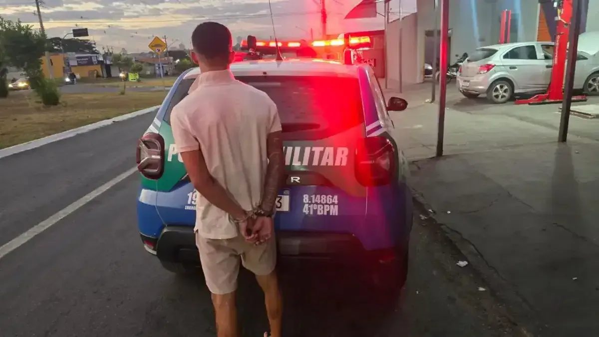 Suspeito de latrocínio no Acre é preso em Goiás com celular da vítima
