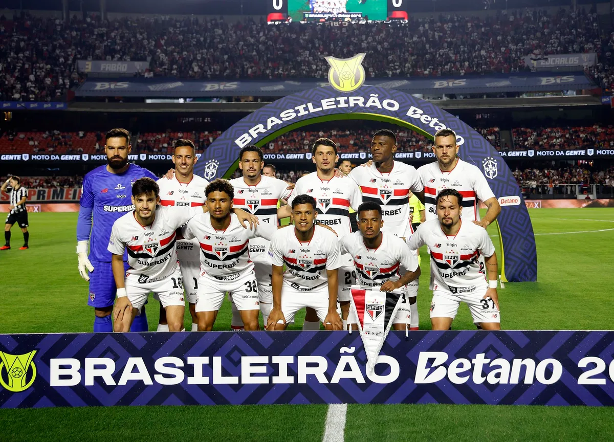 São Paulo perde artilheiros para enfrentar o Vitória pela Série A