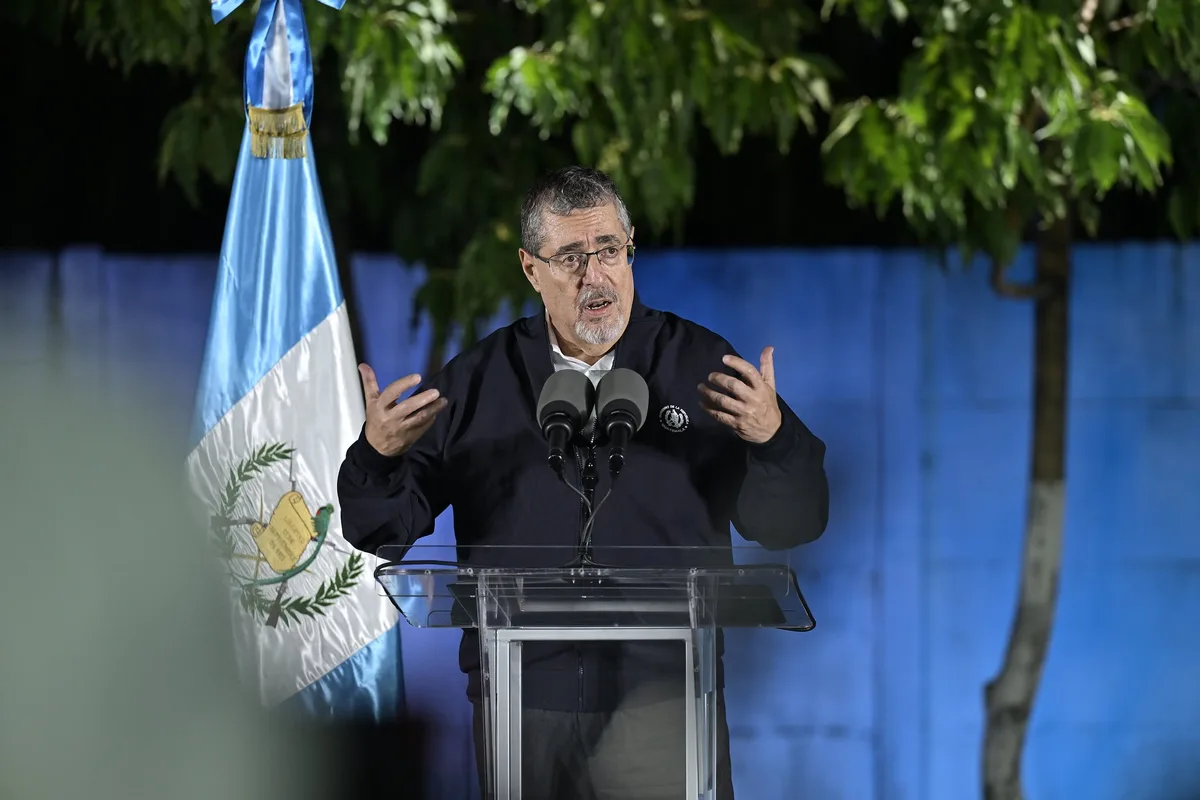 Presidente Bernardo Arévalo confirma que Guatemala ha recibido 2,284 mexicanos deportados de Estados Unidos