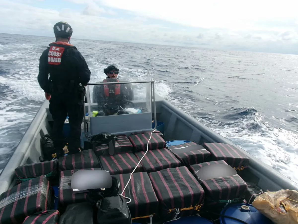 La Guardia Costera descargó en Florida casi 15.000 kilos de droga valorados en USD 226,7 millones