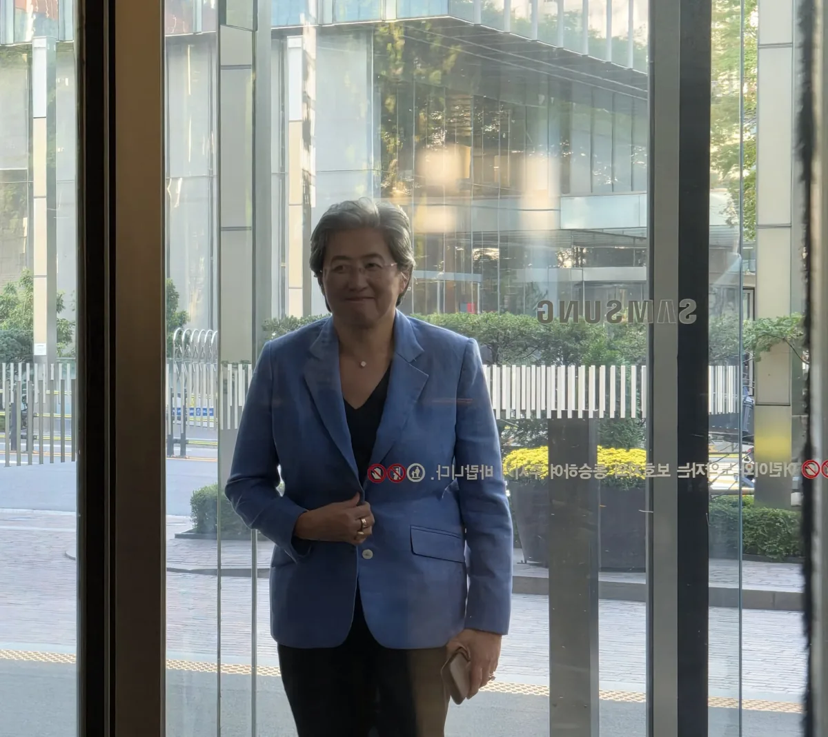 AMD avalia se afastar da TSMC para fabricar chips com a Samsung; entenda o movimento