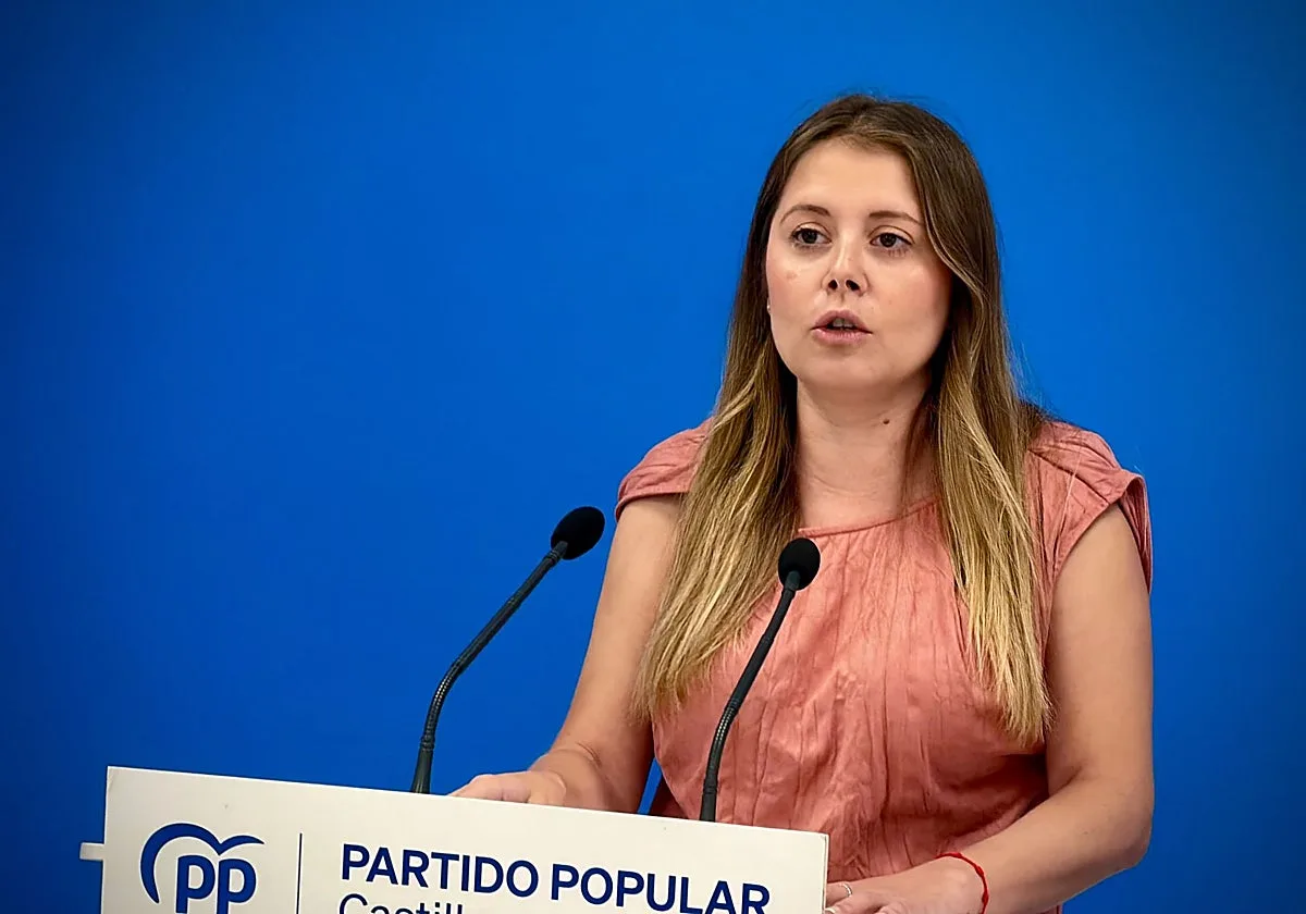El PP denuncia que «Page se va de vacaciones mientras la reputación turística de la región se hunde»
