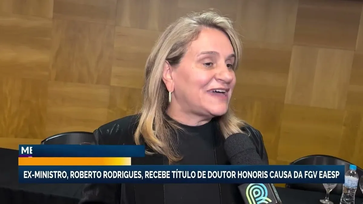 Roberto Rodrigues recebe título de Doutor Honoris Causa da FGV EAESP
