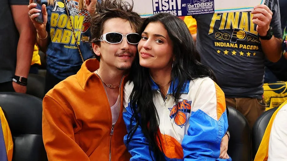 Huge Knicks fan Kylie Jenner talks courtside fits & desire to become even bigger fan with enhanced implants